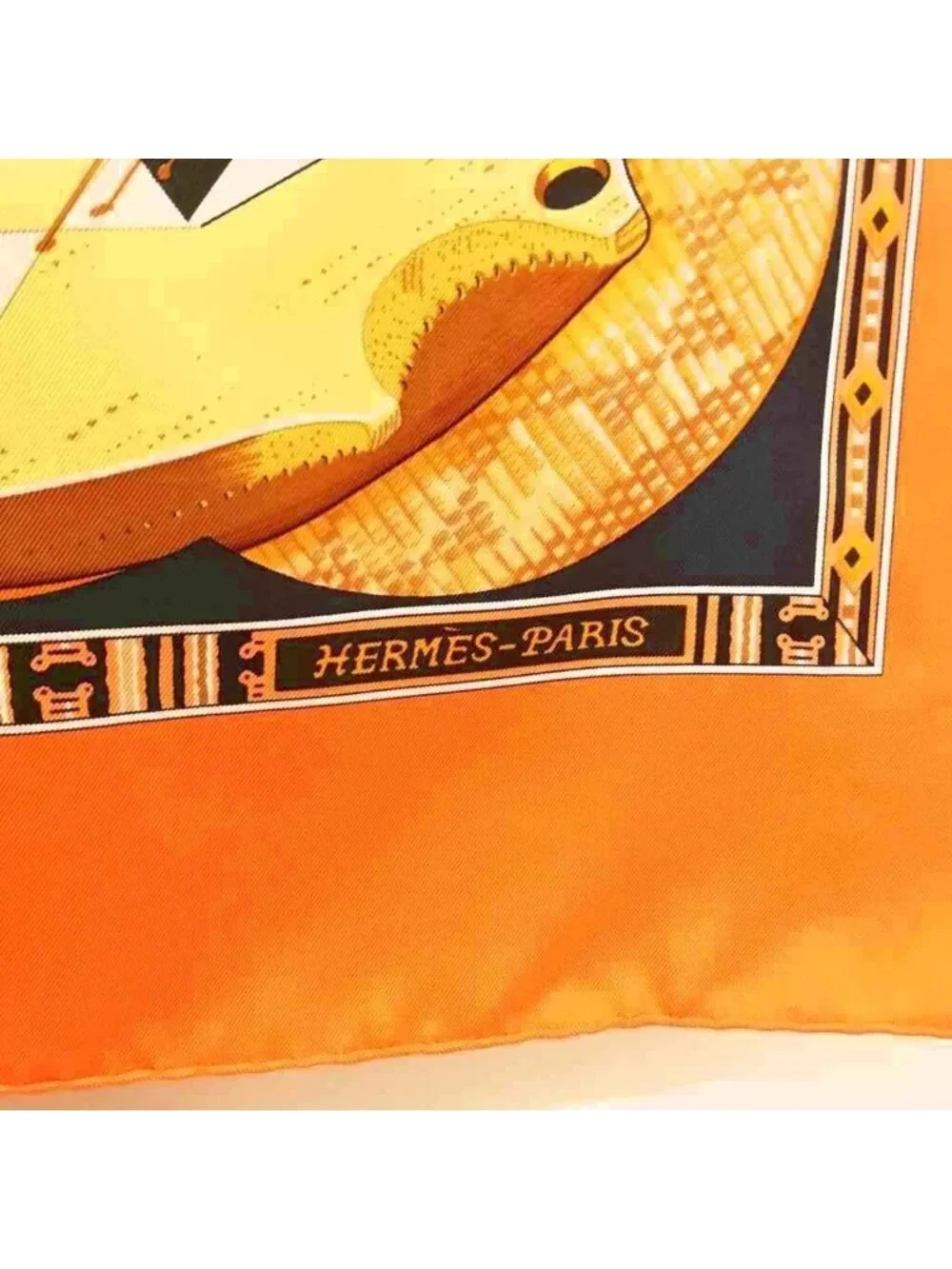 Hermes Au Son du Tam Carre 90 Large Scarf Orange